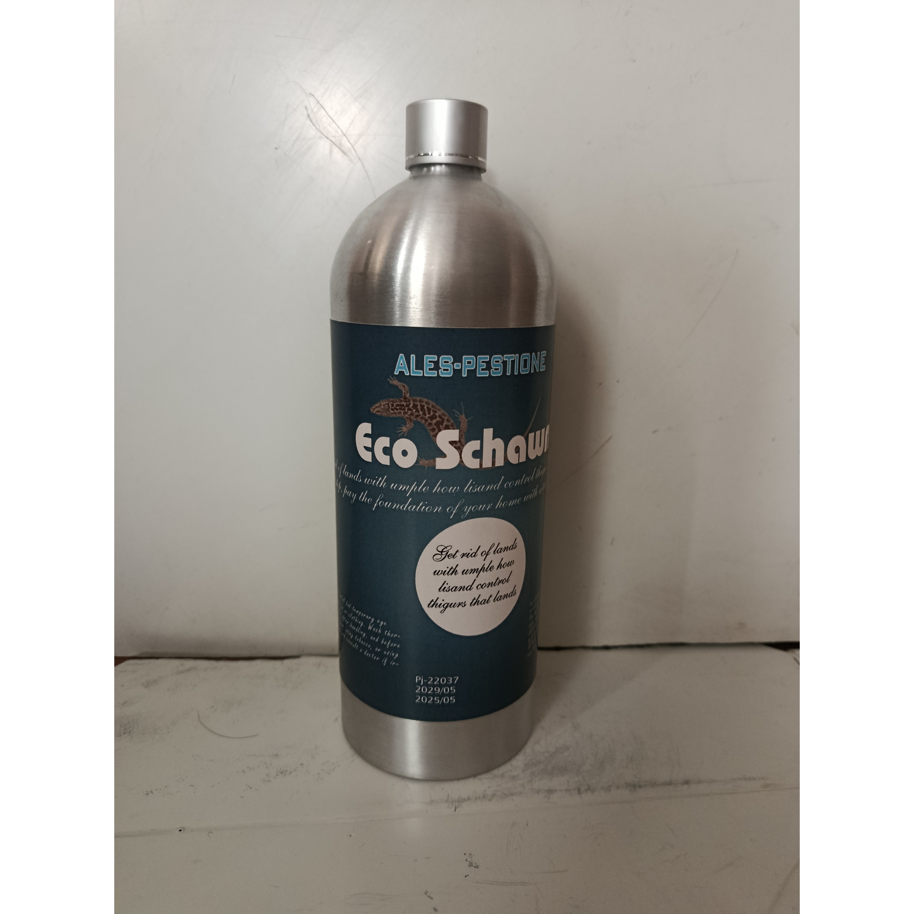 سم مارمولک کش اکواشام قدرتمند ترین( بطری فلزی) یک لیتری